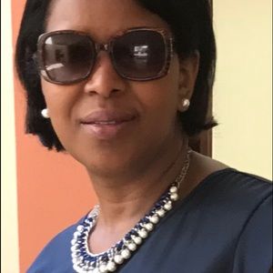 Meet your Posher, Candida